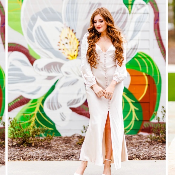 Dresses & Skirts - Champagne Dress